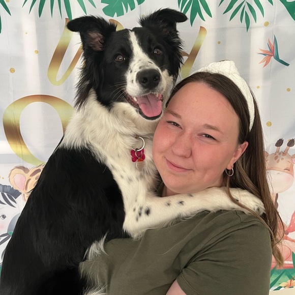 Meet your Posher, Alisha - Picture 1 of 1